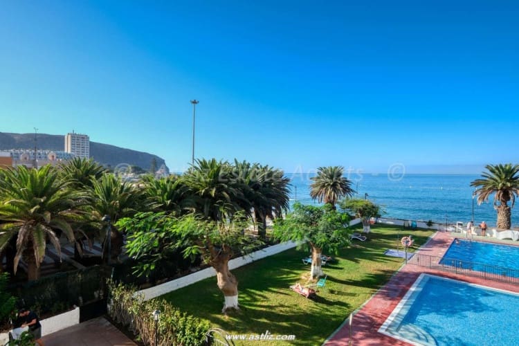 1 bedroom Apartment for sale in Los Cristianos with pool - € 360,000 (Ref: 9283155)