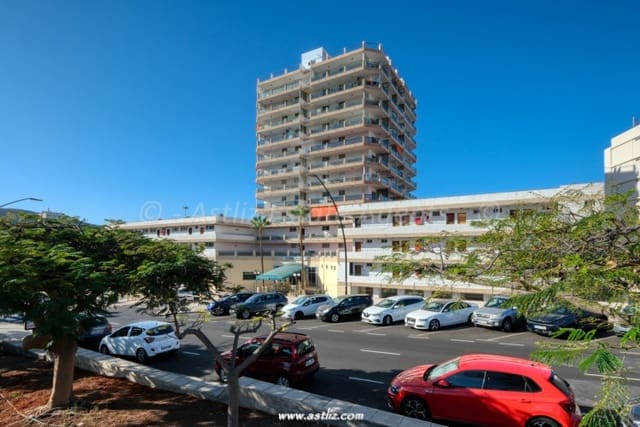 1 bedroom Apartment for sale in Los Cristianos, Arona with pool - € 360,000 (Ref: 9283155)