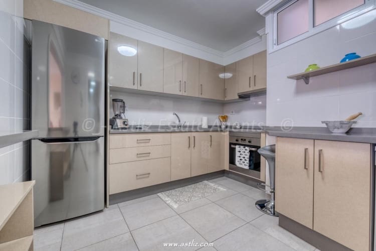 2 bedroom Apartment for sale in Playa de la Arena - € 357,000 (Ref: 9296727)