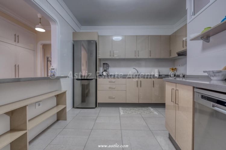 2 bedroom Apartment for sale in Playa de la Arena - € 357,000 (Ref: 9296727)