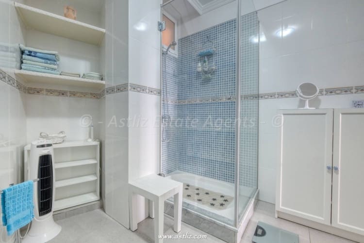 2 bedroom Apartment for sale in Playa de la Arena - € 357,000 (Ref: 9296727)