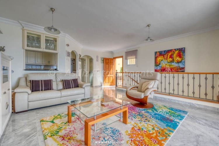 2 soveværelse Lejlighed til salg i Puerto Santiago med swimmingpool - € 499.000 (Ref: 9309135)