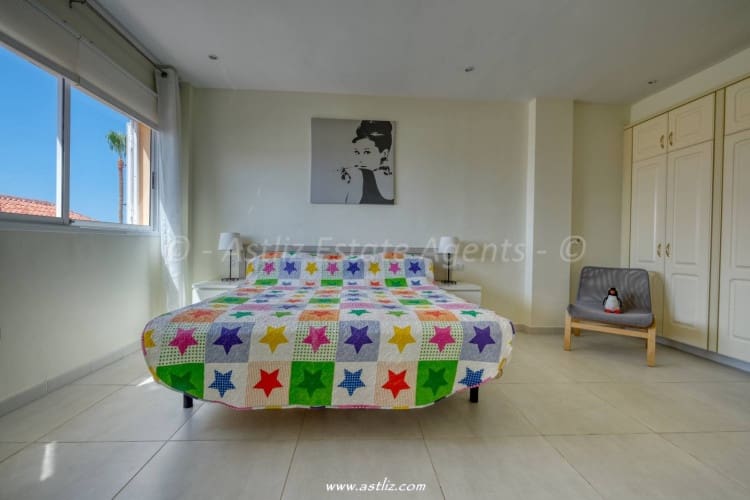 2 soveværelse Lejlighed til salg i Puerto Santiago med swimmingpool - € 499.000 (Ref: 9309135)