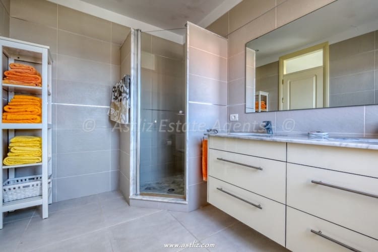 2 soveværelse Lejlighed til salg i Puerto Santiago med swimmingpool - € 499.000 (Ref: 9309135)