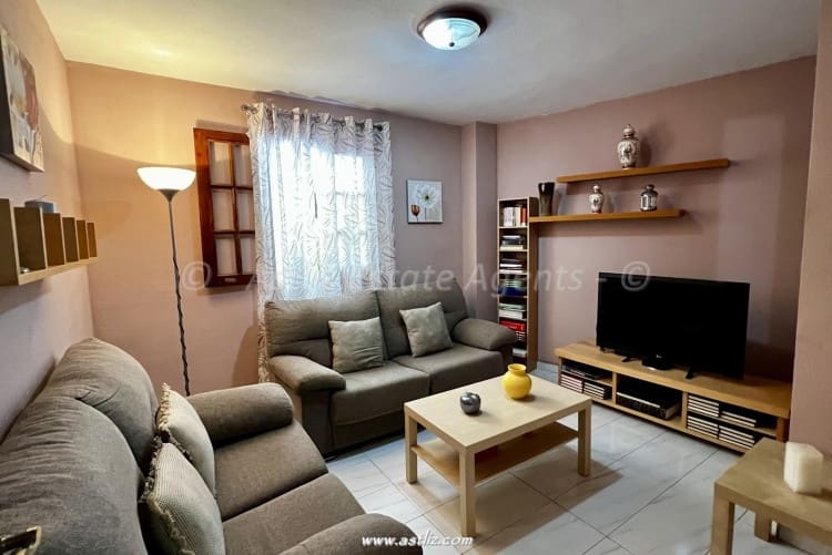 4 bedroom Apartment for sale in Adeje - € 299,250 (Ref: 9322136)