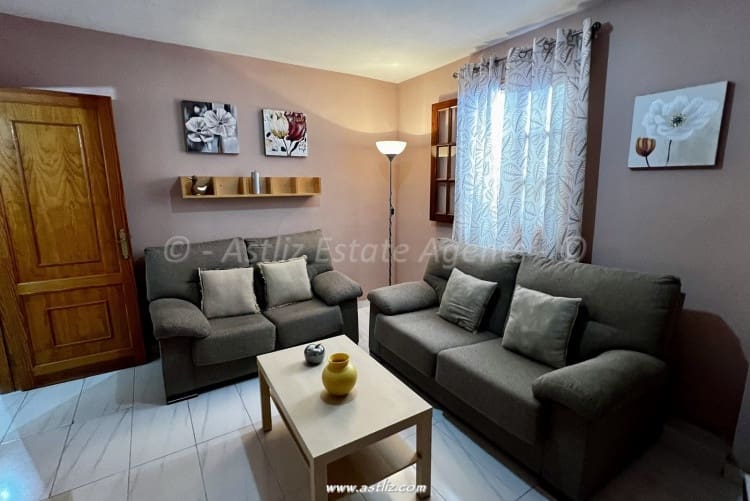 4 bedroom Apartment for sale in Adeje - € 299,250 (Ref: 9322136)