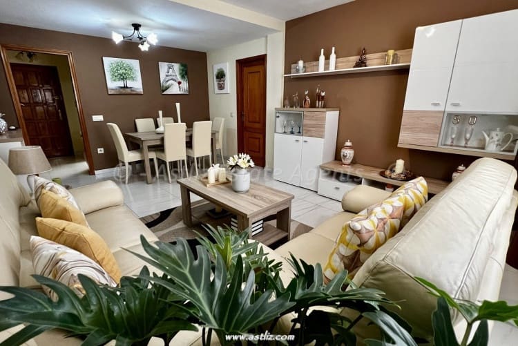 4 bedroom Apartment for sale in Adeje - € 299,250 (Ref: 9322136)