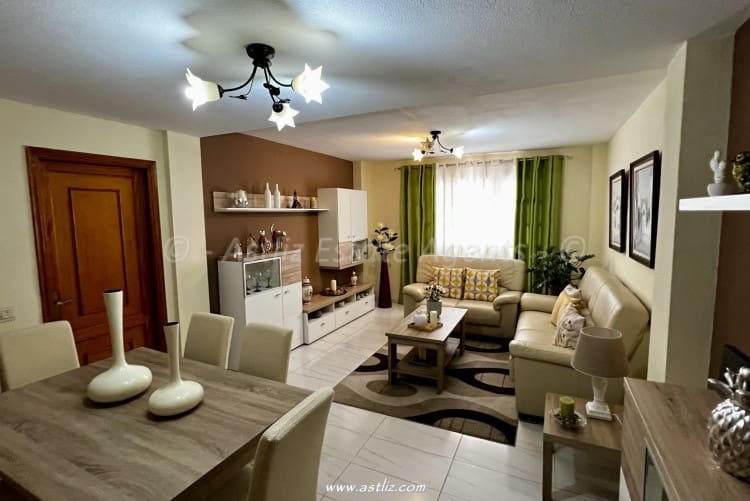 4 bedroom Apartment for sale in Adeje - € 299,250 (Ref: 9322136)