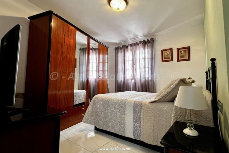 4 bedroom Apartment for sale in Adeje - € 299,250 (Ref: 9322136)