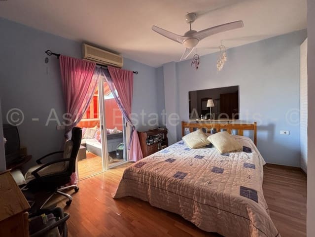 2 soveværelse Lejlighed til salg i Puerto Santiago, Santiago del Teide - € 235.000 (Ref: 9407057)