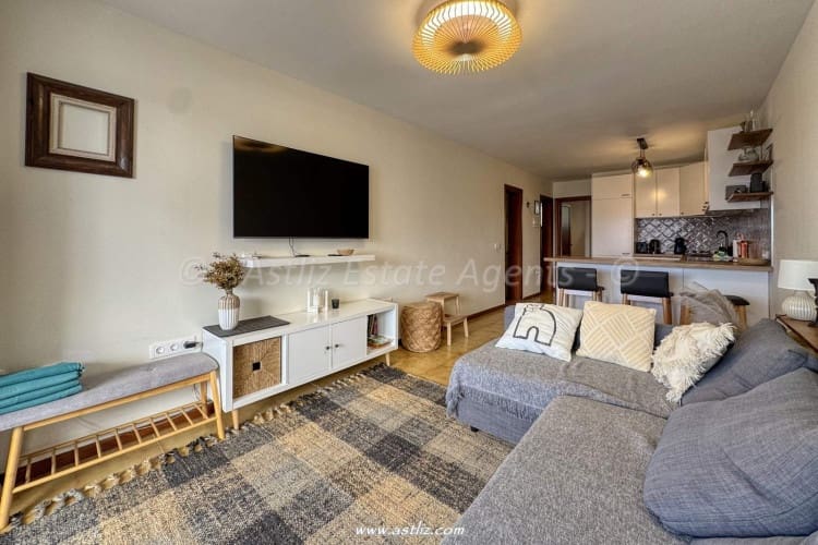 2 bedroom Apartment for sale in Guia de Isora with pool - € 253,000 (Ref: 9438984)