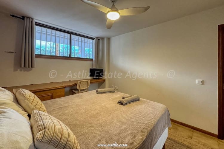 2 bedroom Apartment for sale in Guia de Isora with pool - € 253,000 (Ref: 9438984)