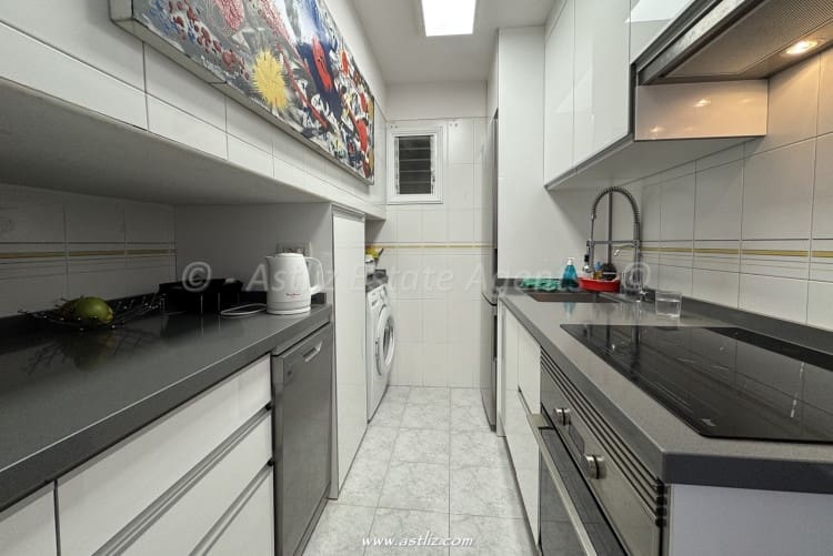 1 bedroom Apartment for sale in Los Gigantes - € 215,000 (Ref: 9467770)