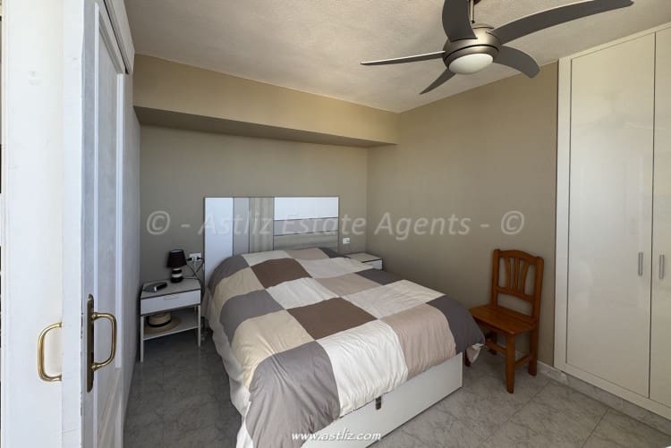 1 bedroom Apartment for sale in Los Gigantes - € 215,000 (Ref: 9467770)