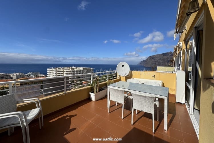 1 bedroom Apartment for sale in Los Gigantes - € 215,000 (Ref: 9467770)