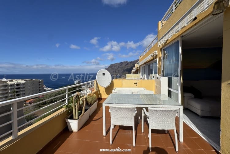 1 bedroom Apartment for sale in Los Gigantes - € 215,000 (Ref: 9467770)
