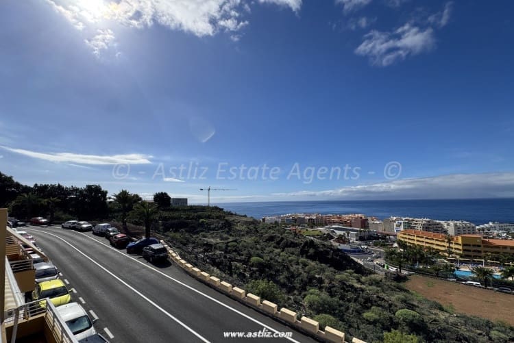 1 bedroom Apartment for sale in Los Gigantes - € 215,000 (Ref: 9467770)