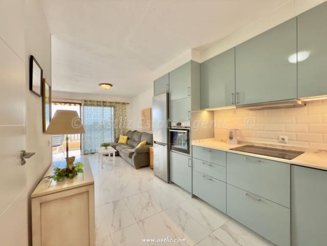 1 sypialnia Apartament na sprzedaż w Los Cristianos, Arona z basenem - 425 000 € (Ref: 9553116)