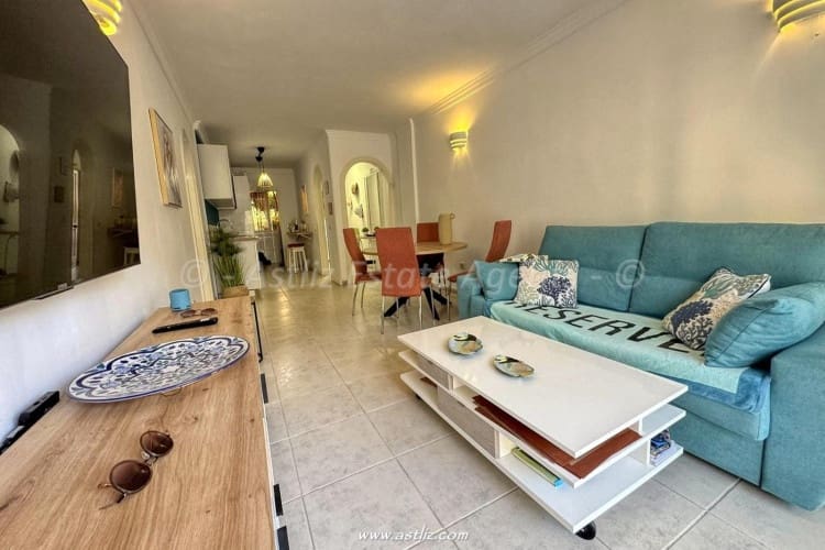 2 soveværelse Lejlighed til salg i Playa San Juan med swimmingpool - € 450.000 (Ref: 9588103)