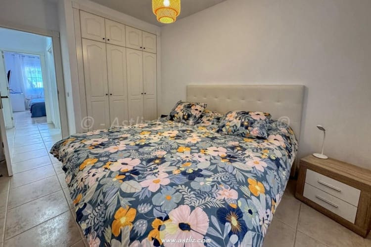 2 soveværelse Lejlighed til salg i Playa San Juan med swimmingpool - € 450.000 (Ref: 9588103)