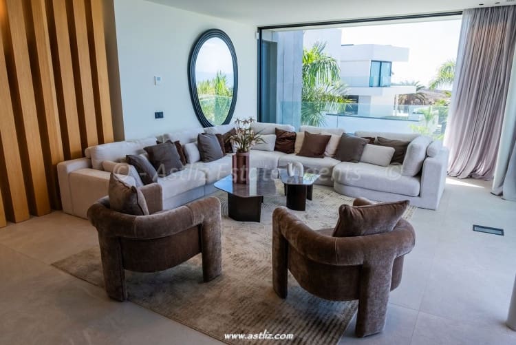 4 camera da letto Villa in vendita in Playa San Juan con piscina - 4.300.000 € (Rif: 9599893)