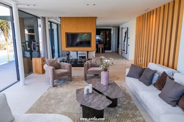 4 camera da letto Villa in vendita in Playa San Juan con piscina - 4.300.000 € (Rif: 9599893)