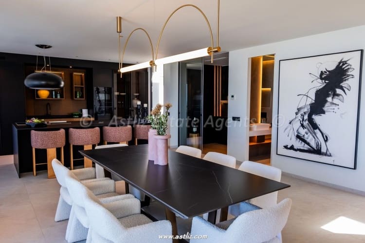 4 camera da letto Villa in vendita in Playa San Juan con piscina - 4.300.000 € (Rif: 9599893)