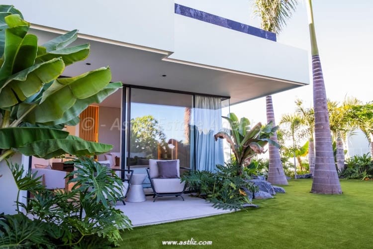 4 camera da letto Villa in vendita in Playa San Juan con piscina - 4.300.000 € (Rif: 9599893)