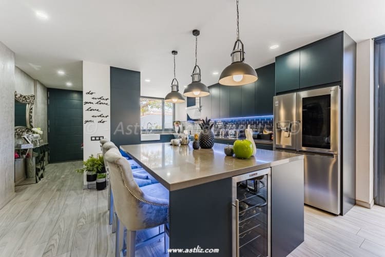 3 soveværelse Villa til salg i Aldea Blanca (Tenerife) med swimmingpool - € 1.900.000 (Ref: 9624036)