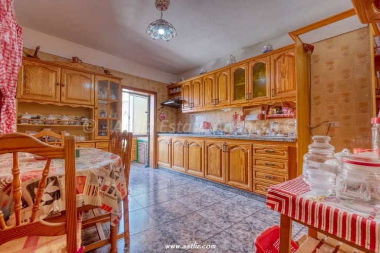 Chalet de 3 habitaciones en Puerto Santiago en venta - 420.000 € (Ref: 9626500)