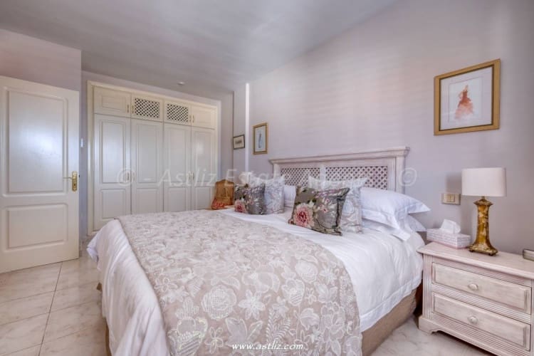 2 bedroom Apartment for sale in Puerto Santiago with pool - € 530,000 (Ref: 9626501)