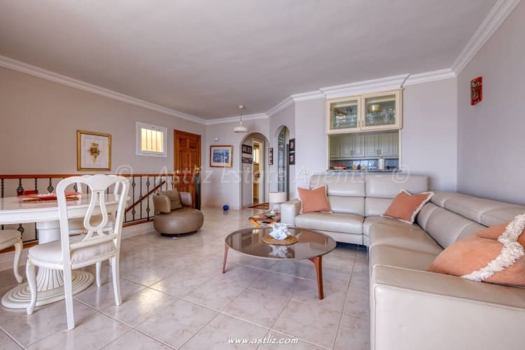 2 bedroom Apartment for sale in Puerto Santiago with pool - € 530,000 (Ref: 9626501)