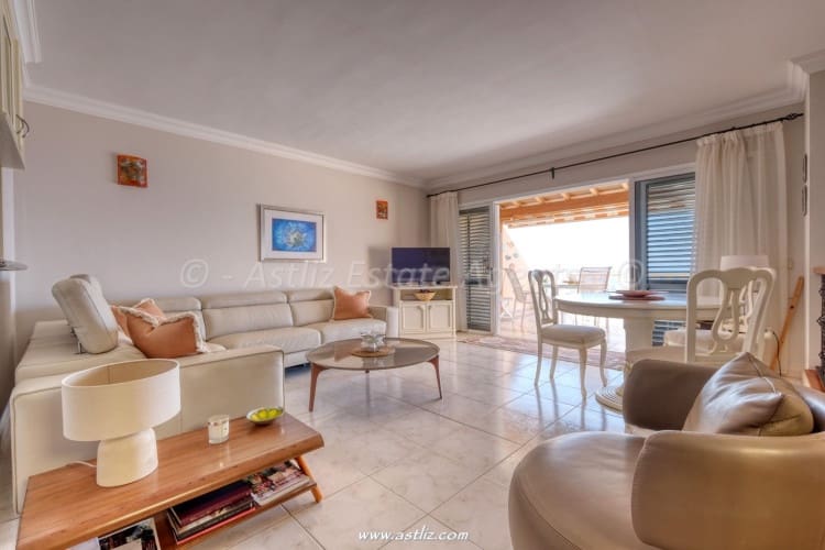 2 bedroom Apartment for sale in Puerto Santiago with pool - € 530,000 (Ref: 9626501)