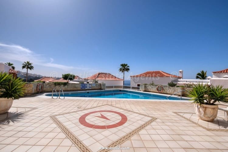 2 bedroom Apartment for sale in Puerto Santiago with pool - € 530,000 (Ref: 9626501)