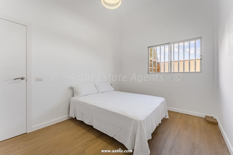 1 quarto Apartamento para venda em Los Abrigos - 240 000 € (Ref: 9629249)