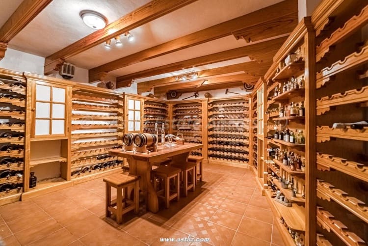 8 soveværelse Villa til salg i Santa Cruz de Tenerife med swimmingpool - € 2.490.000 (Ref: 9634709)