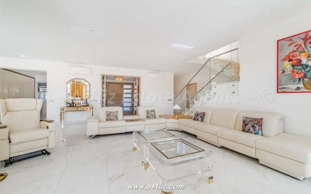 4 bedroom Villa for sale in La Caleta Adeje, Adeje with pool - € 3,900,000 (Ref: 9638912)