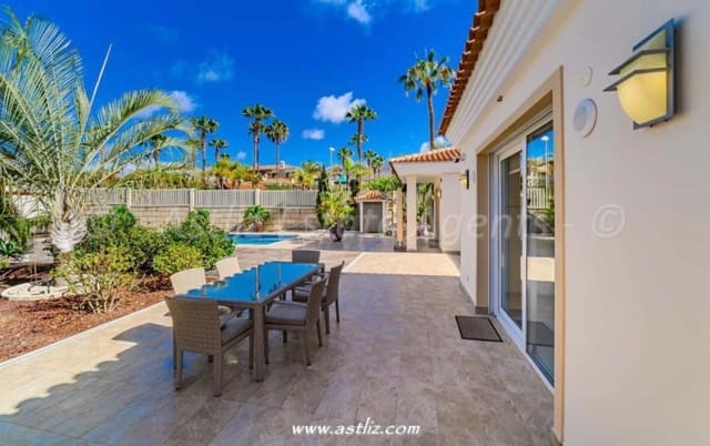 4 bedroom Villa for sale in La Caleta Adeje, Adeje with pool - € 3,900,000 (Ref: 9638912)
