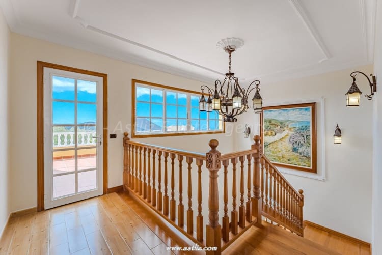 4 makuuhuone Huvila myytävänä paikassa Las Zocas mukana uima-altaan 
autotalli - 1 280 000 € (Ref: 9642190)