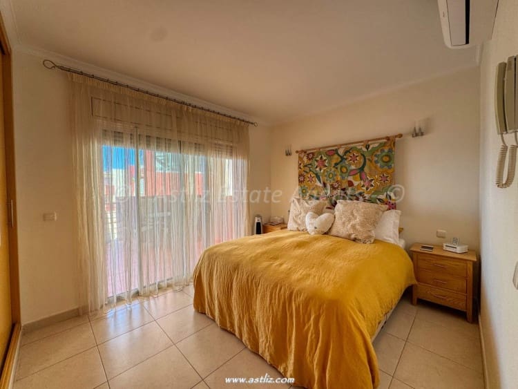 3 camera da letto Appartamento in vendita in Puerto Santiago con piscina - 450.000 € (Rif: 9685675)