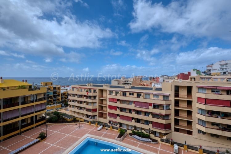 2 bedroom Apartment for sale in Puerto Santiago with pool garage - € 259,000 (Ref: 9703270)
