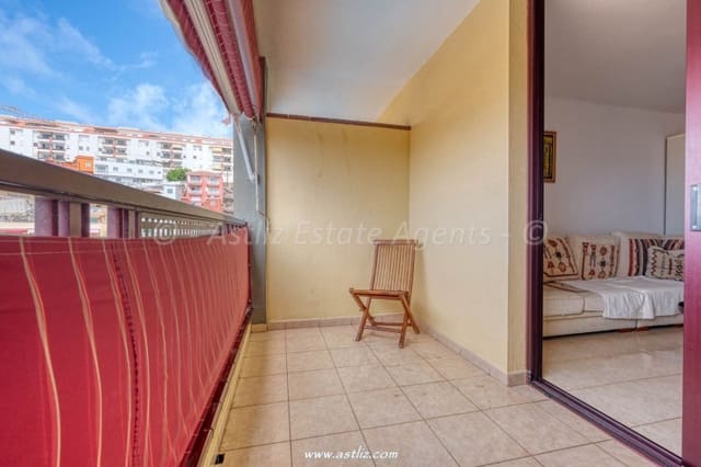 Apartamento de 2 habitaciones en Puerto Santiago, Santiago del Teide en venta con piscina garaje - 259.000 € (Ref: 9703270)