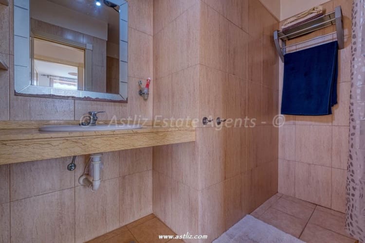 2 bedroom Apartment for sale in Puerto Santiago with pool garage - € 259,000 (Ref: 9703270)