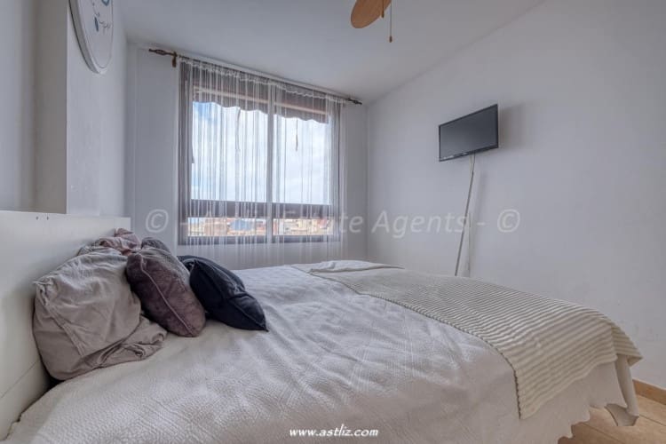 2 bedroom Apartment for sale in Puerto Santiago with pool garage - € 259,000 (Ref: 9703270)