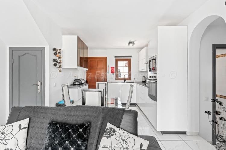 2 bedroom Apartment for sale in Amarilla Golf with pool - € 349,950 (Ref: 9733732)