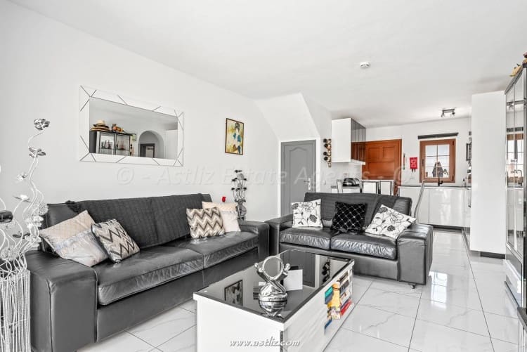 2 bedroom Apartment for sale in Amarilla Golf with pool - € 349,950 (Ref: 9733732)