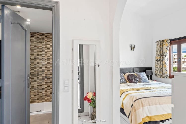 2 bedroom Apartment for sale in Amarilla Golf with pool - € 349,950 (Ref: 9733732)