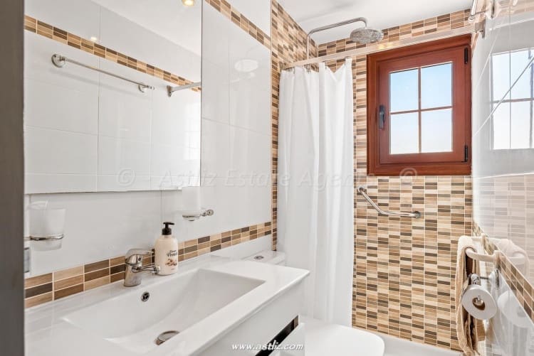 2 bedroom Apartment for sale in Amarilla Golf with pool - € 349,950 (Ref: 9733732)