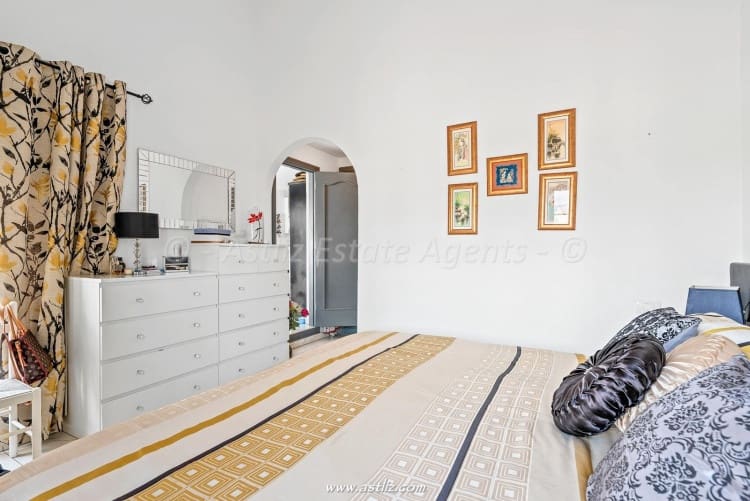 2 bedroom Apartment for sale in Amarilla Golf with pool - € 349,950 (Ref: 9733732)