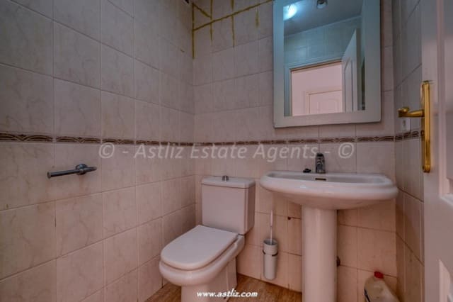 4 slaapkamer Villa te koop in Costa del Silencio, Arona met garage - € 360.000 (Ref: 9782088)